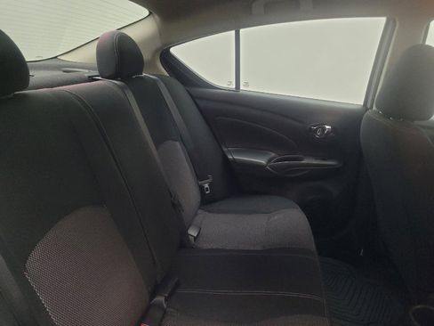 Used 2019 Nissan Versa SV FWD image 19
