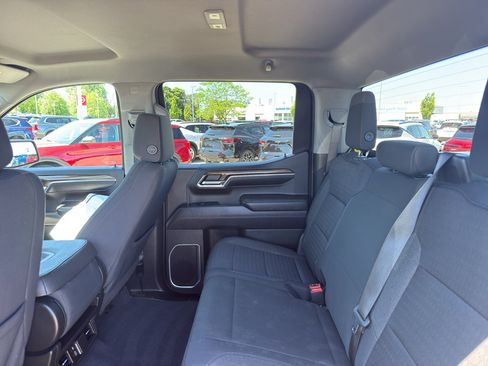 Certified 2022 Chevrolet Silverado 1500 LT AWD/4WD image 33