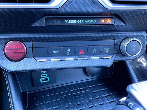 Used 2024 Ford Mustang GT Premium image 31