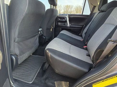 Used 2014 Toyota 4Runner SR5 image 15