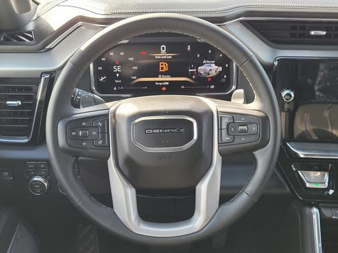 New 2026 GMC Sierra 1500 Denali w/ Denali Reserve Package AWD/4WD image 9