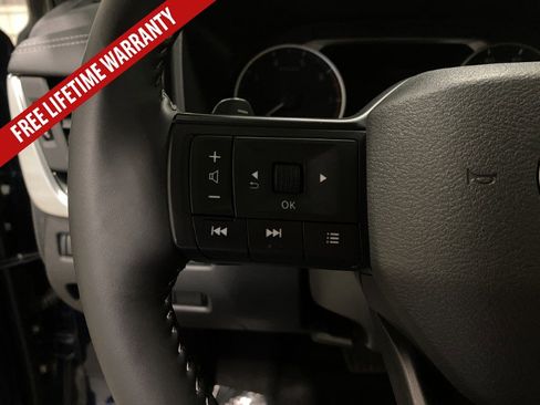 Used 2025 Nissan Rogue SV FWD image 33