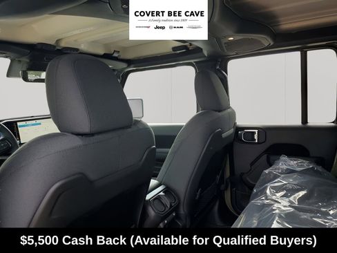 New 2025 Jeep Gladiator Rubicon w/ Convenience Group image 22