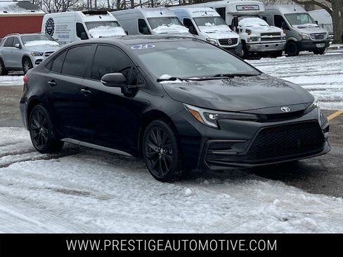 Used 2024 Toyota Corolla SE image 7