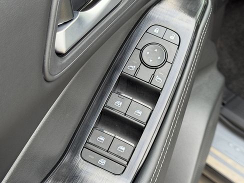 New 2026 Nissan Rogue SV w/ Cold Weather Package FWD image 15