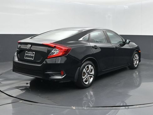Used 2018 Honda Civic LX image 7