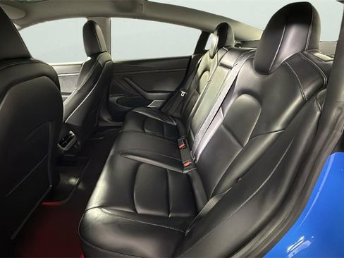 Used 2021 Tesla Model 3 Standard Range Plus image 26