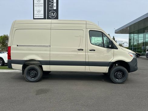 New 2025 Mercedes-Benz Sprinter 2500 image 2