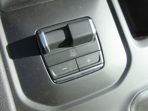 New 2026 GMC Sierra 1500 AT4 w/ AT4 Premium Package AWD/4WD image 21