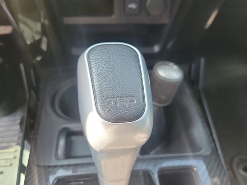 Used 2021 Toyota 4Runner TRD Off-Road Premium image 34