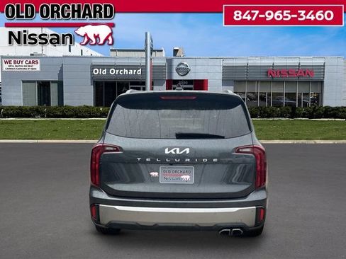 Used 2024 Kia Telluride S w/ S Sunroof Package FWD image 5
