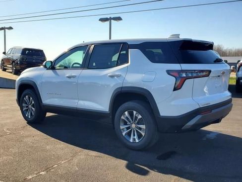 New 2026 Chevrolet Equinox LT image 3