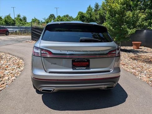 Used 2023 Lincoln Nautilus Reserve AWD/4WD image 4