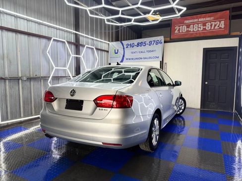 Used 2012 Volkswagen Jetta SE image 18