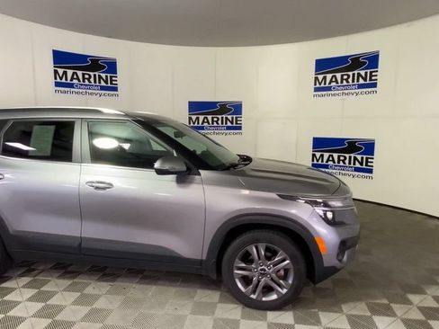Used 2022 Kia Seltos S FWD image 3
