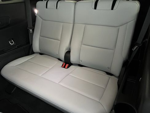 Used 2025 Ford Explorer Platinum w/ Ultimate Package image 27