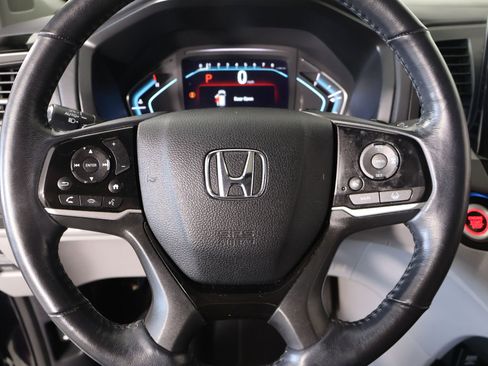 Used 2020 Honda Odyssey Elite image 3