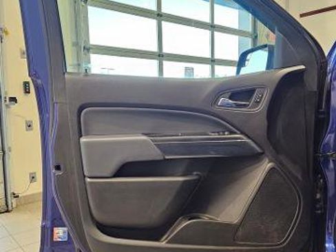 Used 2017 Chevrolet Colorado Z71 image 10