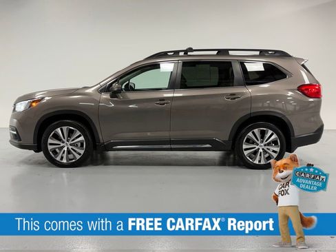 Used 2022 Subaru Ascent Limited w/ Technology Package image 2