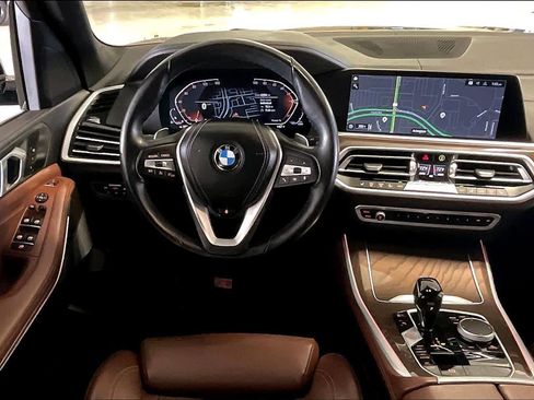 Used 2022 BMW X5 xDrive40i w/ Premium Package image 6