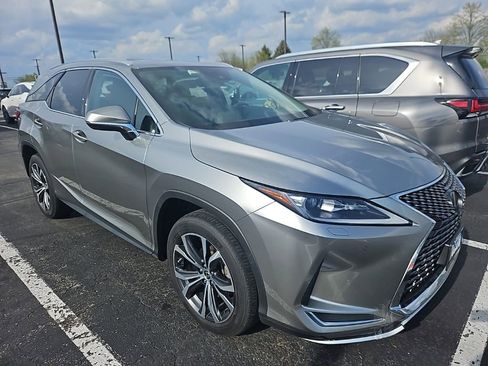 Used 2020 Lexus RX 350L Premium w/ Premium Package image 2