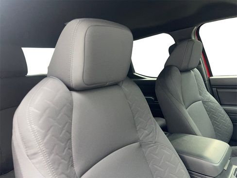 Used 2025 Toyota Tacoma SR image 45