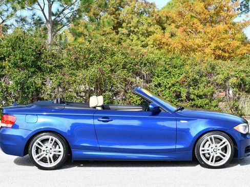 Used 2013 BMW 135i Convertible image 40