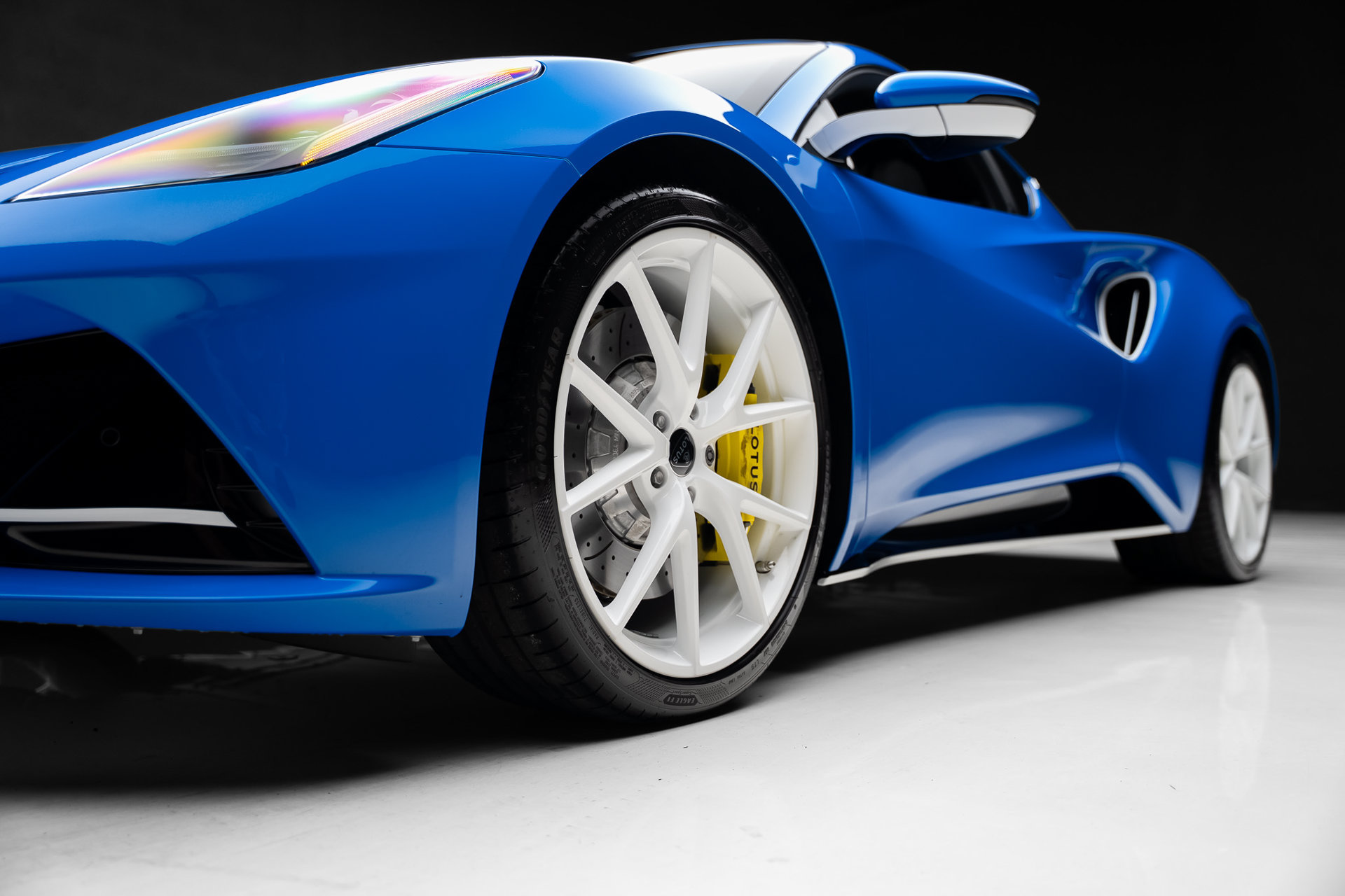 Used 2025 Lotus Emira RWD image 67