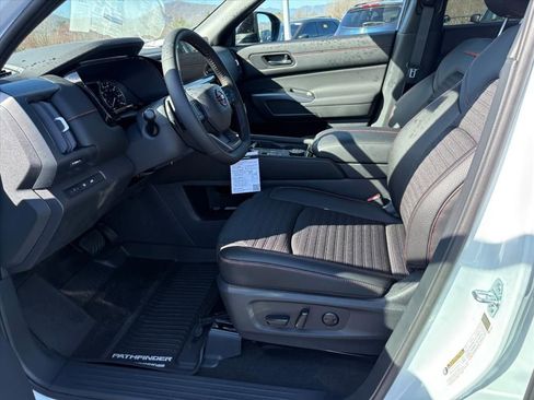 New 2026 Nissan Pathfinder Rock Creek image 17