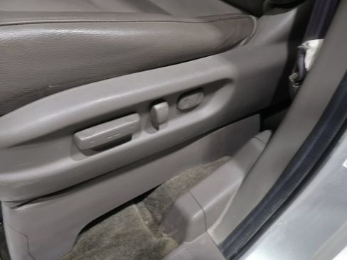 Used 2012 Honda Odyssey Touring image 10
