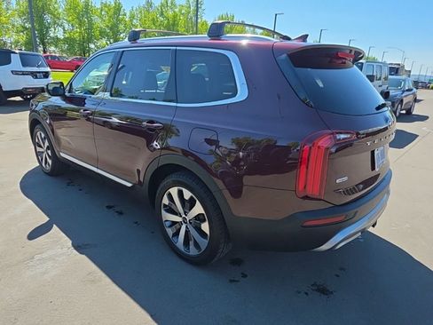 Used 2021 Kia Telluride EX w/ EX Premium Package AWD/4WD image 3