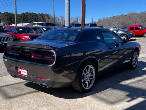 Used 2022 Dodge Challenger GT image 6