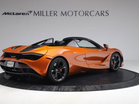 Used 2020 McLaren 720S Spider image 8