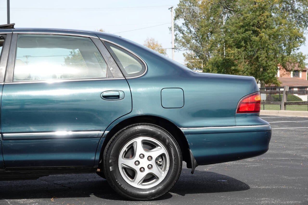 Used 1999 Toyota Avalon XLS FWD image 16