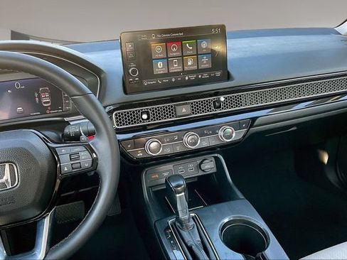 Used 2023 Honda Civic Touring image 9