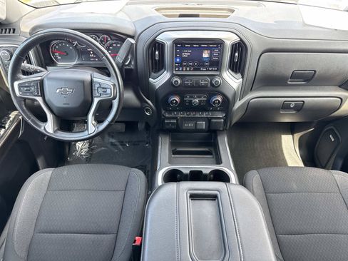 Used 2021 Chevrolet Silverado 1500 LT Trail Boss w/ Convenience Package II AWD/4WD image 9