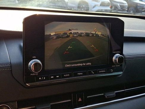 Used 2022 Mitsubishi Outlander ES image 22