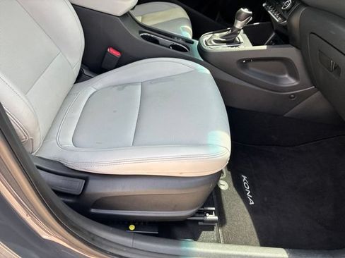 Used 2023 Hyundai Kona Limited w/ Cargo Package AWD/4WD image 11