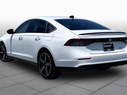 Used 2025 Honda Accord Sport image 12