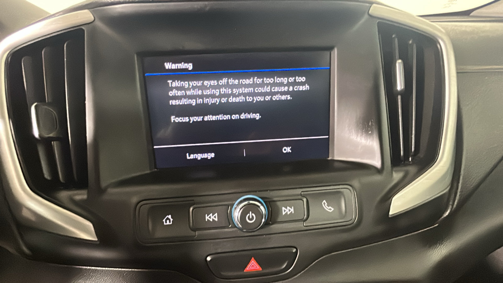 Used 2020 GMC Terrain SLE FWD image 23