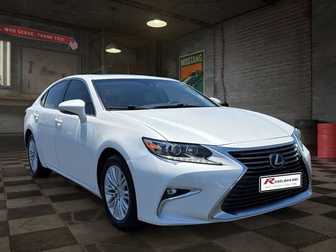 Used 2017 Lexus ES 350 FWD image 7