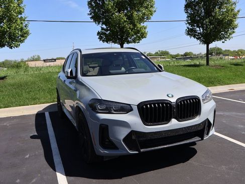 Used 2023 BMW X3 xDrive30i w/ M Sport Package AWD/4WD image 5
