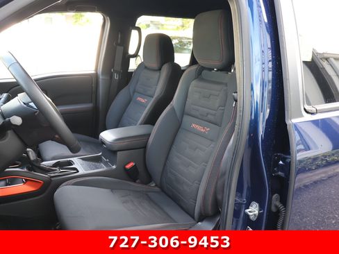 Used 2022 Nissan Frontier Pro-X RWD image 2