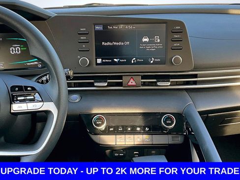 New 2026 Hyundai Elantra Hybrid FWD image 7