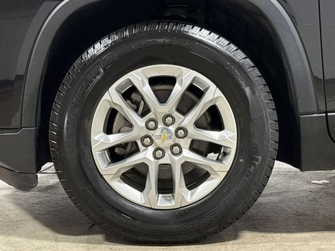 Used 2019 Chevrolet Traverse LS FWD image 28