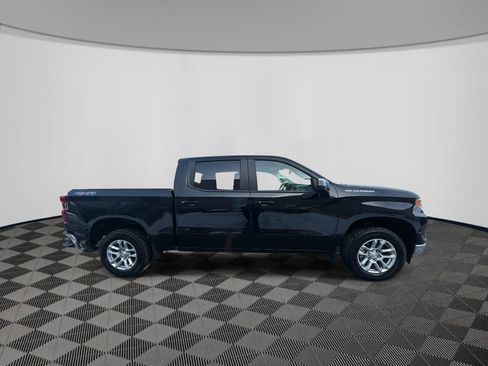 Used 2023 Chevrolet Silverado 1500 LT image 3