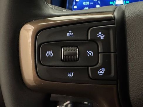 Used 2023 Chevrolet Tahoe High Country image 7