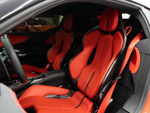 Used 2022 Ferrari SF90 Stradale AWD/4WD image 28