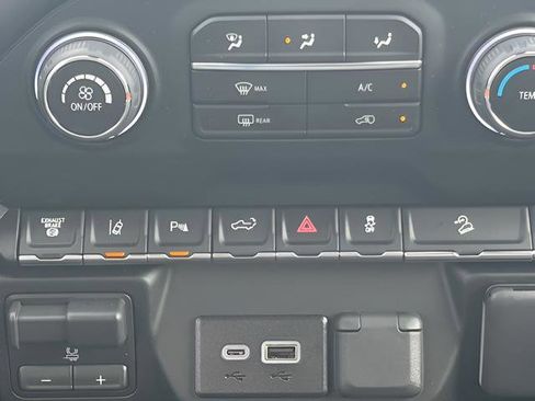 New 2026 Chevrolet Silverado 2500 Custom w/ Custom Value Package image 28