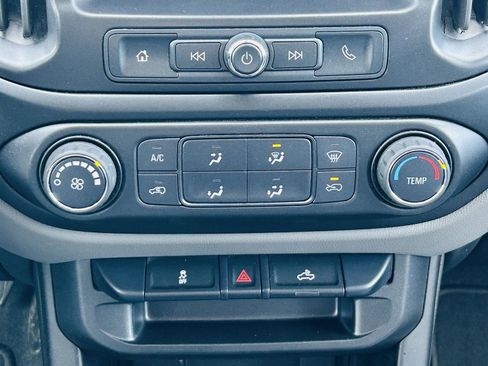 Used 2021 Chevrolet Colorado W/T w/ Custom Special Edition image 16